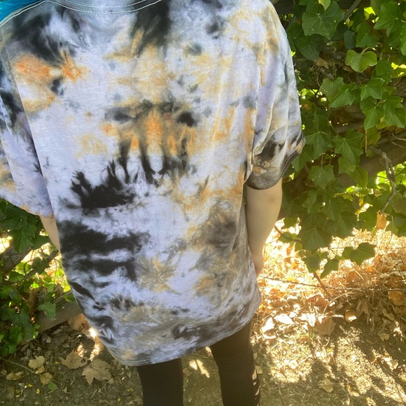 𝚆𝚑𝚊𝚝𝚜 𝚢𝚘𝚞𝚛 𝚙𝚘𝚒𝚜𝚘𝚗?🧡🖤 - Picture 7 of 9